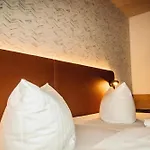 Отель Iq-hotel 2*