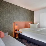 Iq-hotel Отель